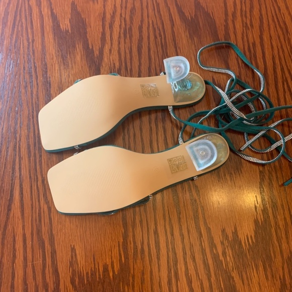 Shein Women’s Green/Jade and Silver Tie-Up Sandal Heels, Size 9 - Picture 2 of 9